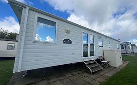 Kittiwake 10, Scratby - California Cliffs, Parkdean, Sleeps 6, Pet Friendly, Close To The Beach